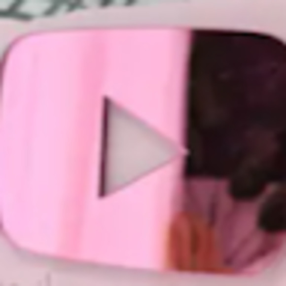 Meet your Posher, Camille star - Picture 1 of 1